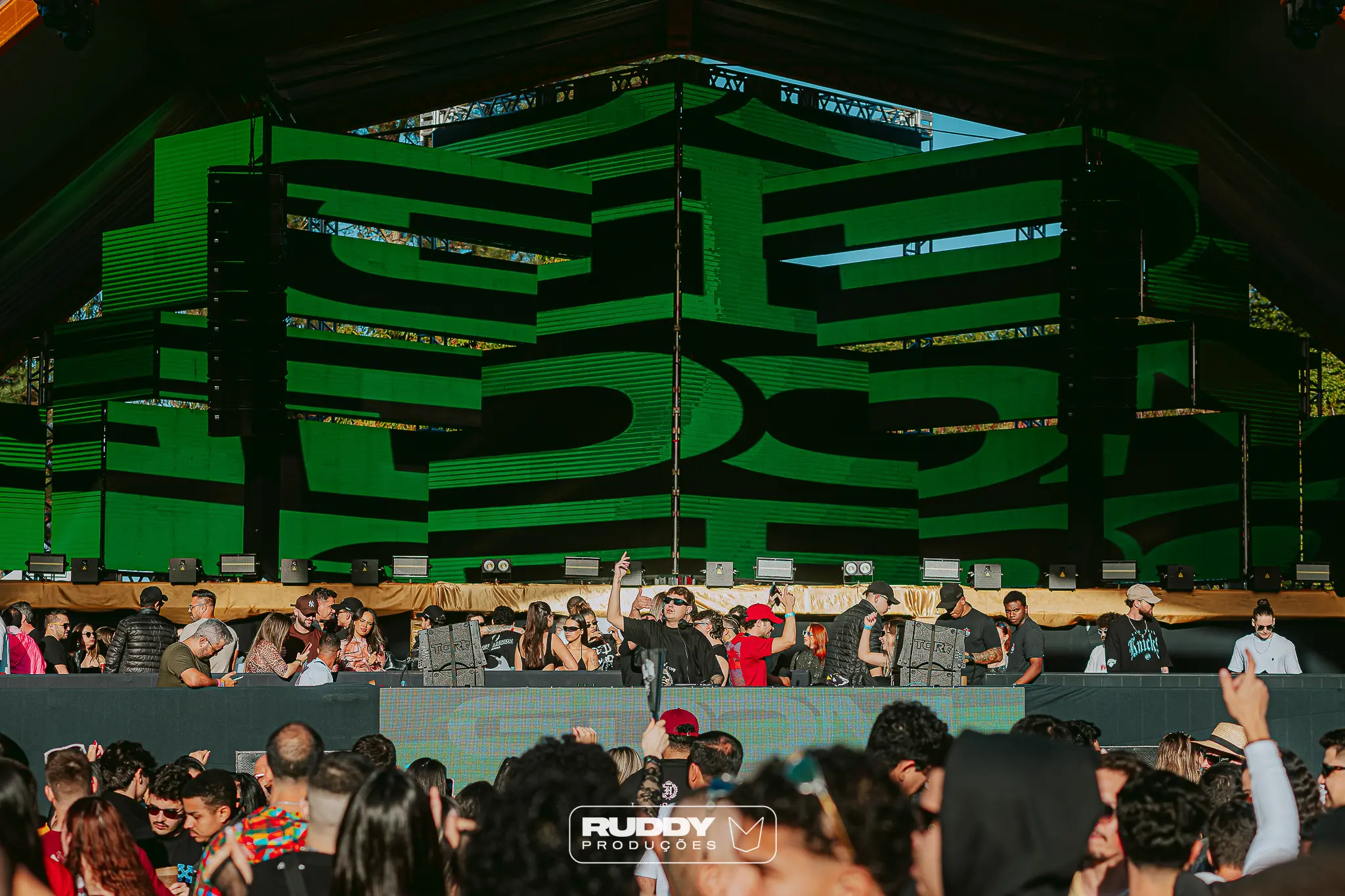 G DOM playing at an electronic music event